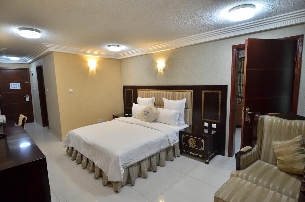 Nobila Airport Hotel コトヌー エクステリア 写真