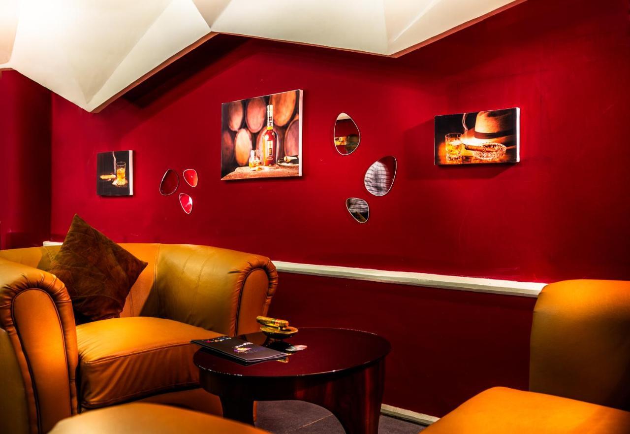 Nobila Airport Hotel コトヌー エクステリア 写真